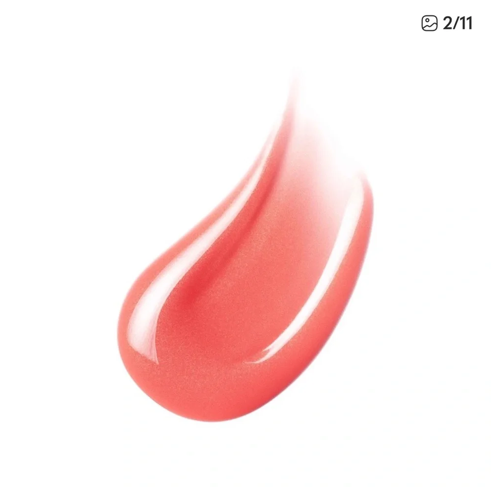 New! Buxom plumping lip gloss in Trixie
